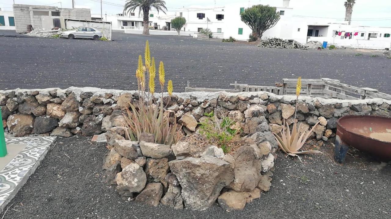 דירות Munique Casa Antonia Reyes, A La Sombra De Famara מראה חיצוני תמונה
