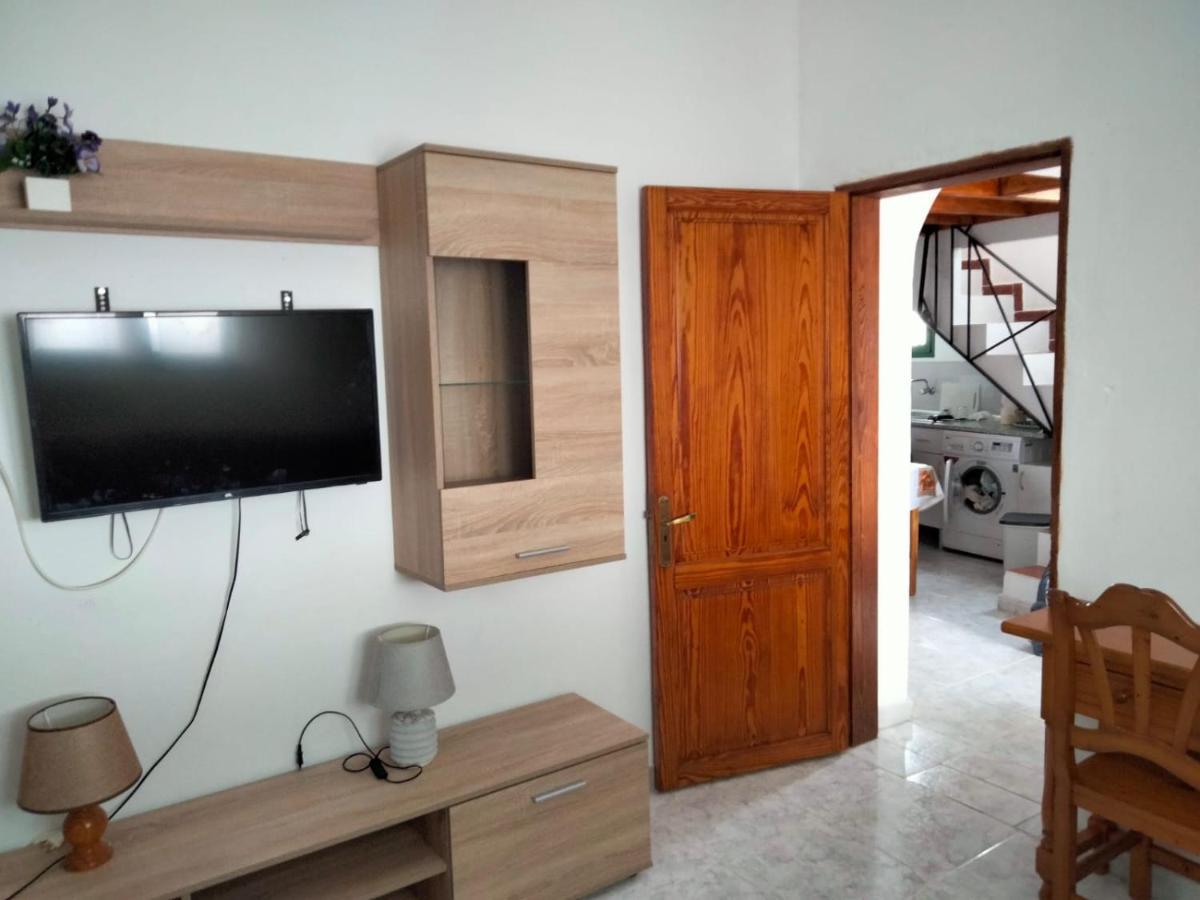 דירות Munique Casa Antonia Reyes, A La Sombra De Famara מראה חיצוני תמונה