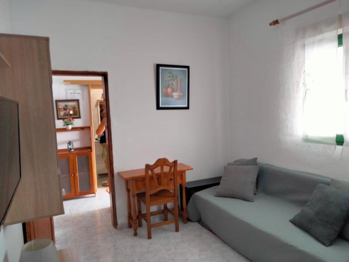 דירות Munique Casa Antonia Reyes, A La Sombra De Famara מראה חיצוני תמונה