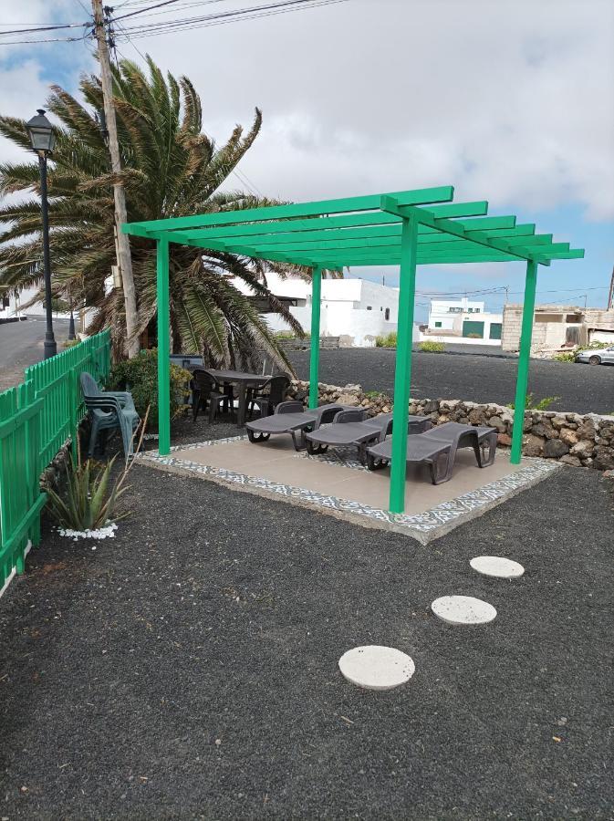 דירות Munique Casa Antonia Reyes, A La Sombra De Famara מראה חיצוני תמונה