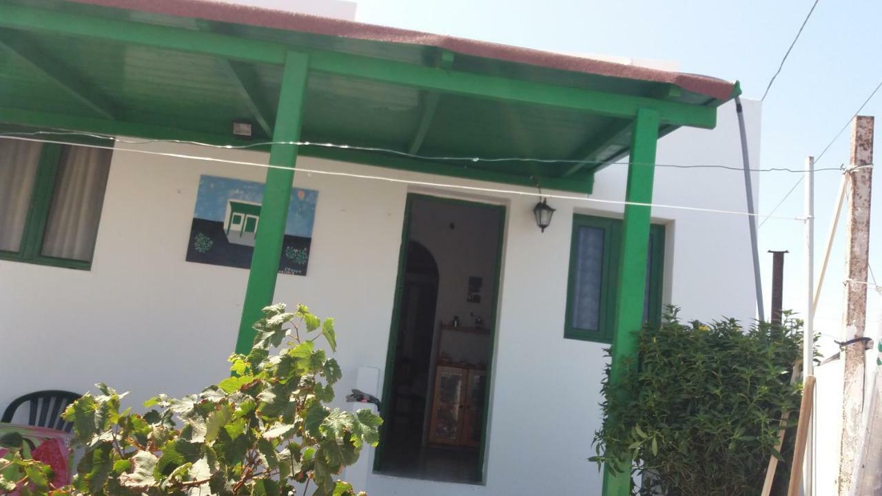 דירות Munique Casa Antonia Reyes, A La Sombra De Famara מראה חיצוני תמונה