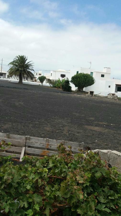 דירות Munique Casa Antonia Reyes, A La Sombra De Famara מראה חיצוני תמונה