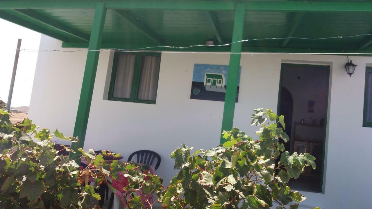 דירות Munique Casa Antonia Reyes, A La Sombra De Famara מראה חיצוני תמונה