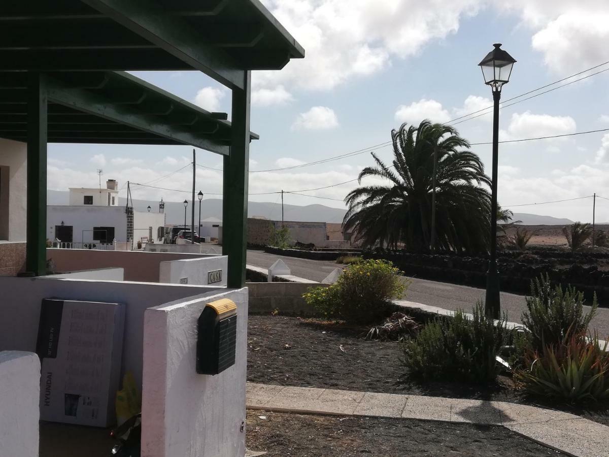 דירות Munique Casa Antonia Reyes, A La Sombra De Famara מראה חיצוני תמונה